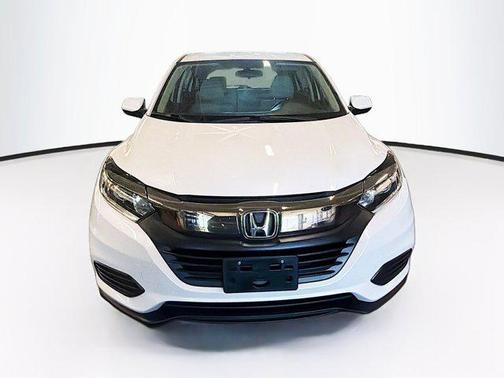 Platinum White Pearl 2020 Honda HR-V LX