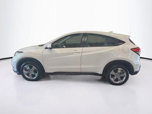 Platinum White Pearl 2020 Honda HR-V LX
