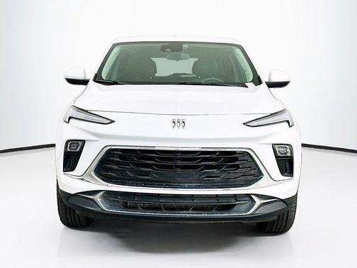 Summit White 2025 Buick Encore GX Preferred