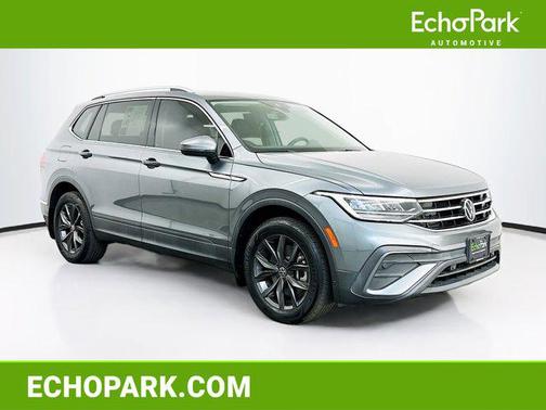 Platinum Gray Metallic 2022 Volkswagen Tiguan 2.0T SE 4MOTION