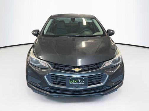 Graphite Metallic 2018 Chevrolet Cruze LT
