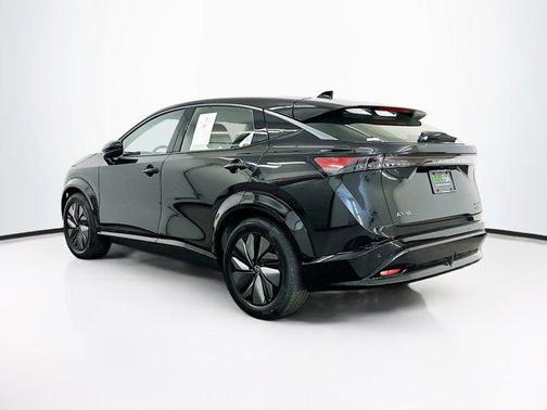 Black Diamond Pearl 2024 Nissan ARIYA ENGAGE+