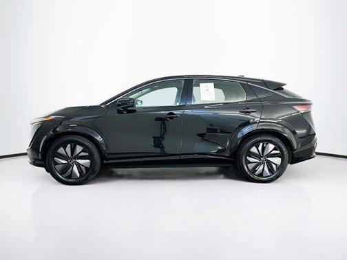 Black Diamond Pearl 2024 Nissan ARIYA ENGAGE+