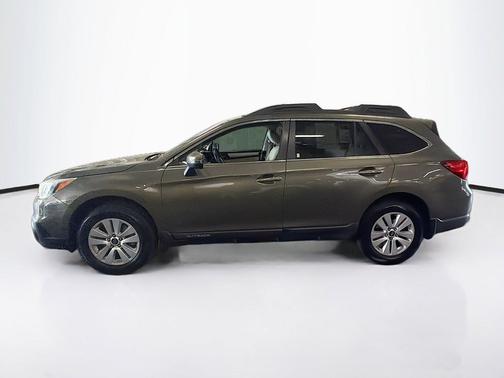 Wilderness Green Metallic 2015 Subaru Outback 2.5i Premium