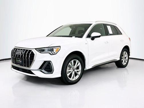 Arkona White 2025 Audi Q3 Premium 45 TFSI S line quattro Tiptronic