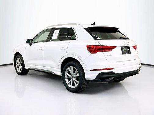 Arkona White 2025 Audi Q3 Premium 45 TFSI S line quattro Tiptronic