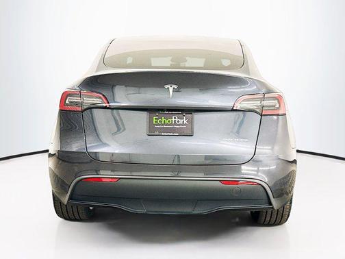 2024 Tesla Model Y Long Range Dual Motor All-Wheel Drive