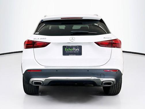 Polar White 2025 Mercedes-Benz GLA 250 4MATIC