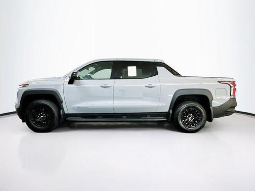 2025 Chevrolet Silverado EV LT
