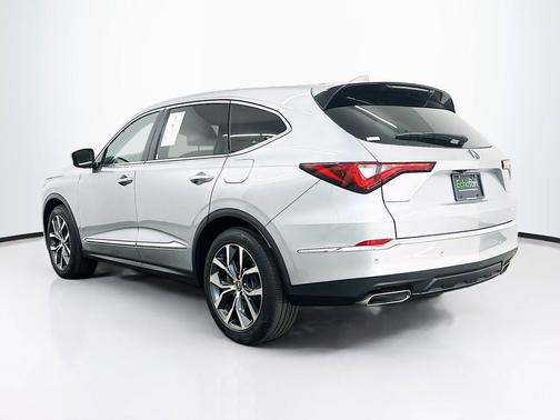 Lunar Silver Metallic 2023 Acura MDX Technology Package