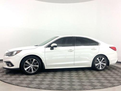 Photo 5 of 37 of 2018 Subaru Legacy Limited
