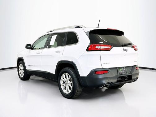 Bright White Clearcoat 2018 Jeep Cherokee Latitude Plus