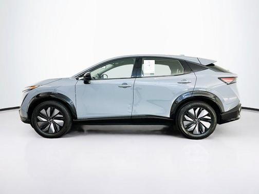 Boulder Gray Pearl 2024 Nissan ARIYA ENGAGE