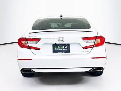 Platinum White Pearl 2022 Honda Accord Sport 1.5T