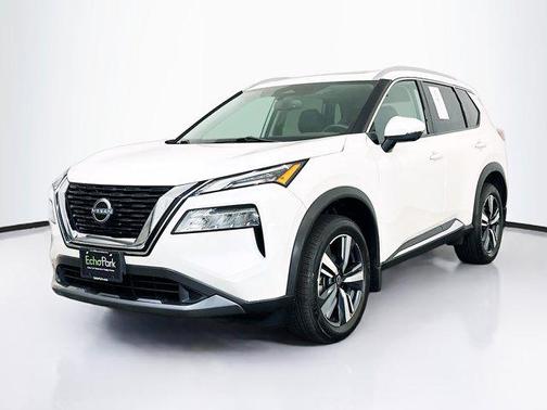 Pearl White Tricoat 2023 Nissan Rogue SL