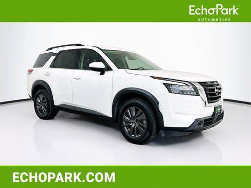 Glacier White 2025 Nissan Pathfinder SV 4WD
