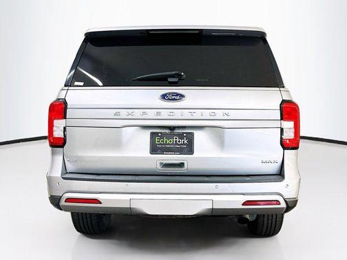 Iconic Silver Metallic 2024 Ford Expedition Max XLT