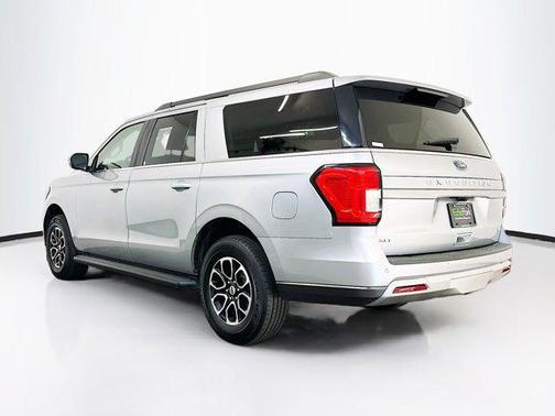 Iconic Silver Metallic 2024 Ford Expedition Max XLT