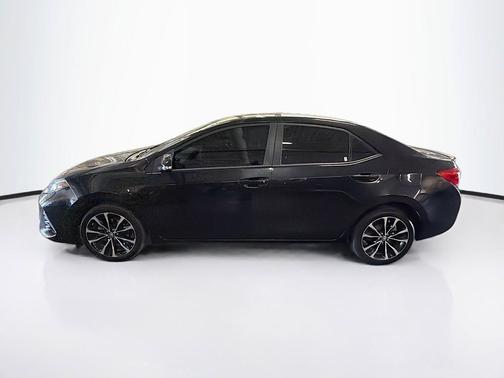 Black Sand Pearl 2018 Toyota Corolla SE
