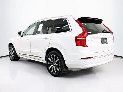 2025 Volvo XC90 B5 Core