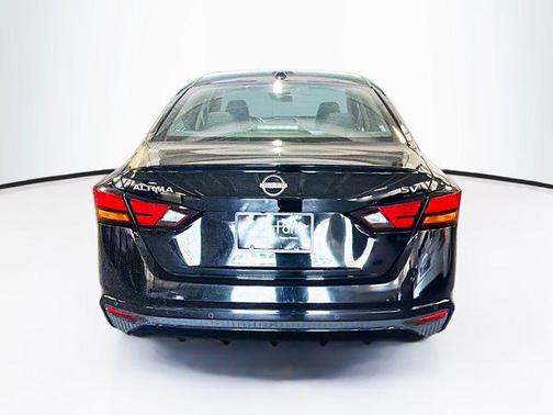 Super Black 2023 Nissan Altima 2.5 SV
