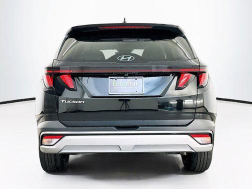 Phantom Black 2025 Hyundai TUCSON SEL