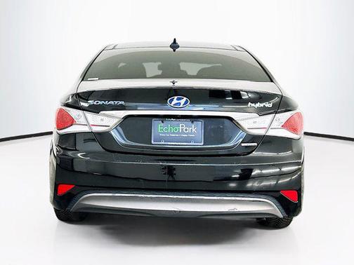 Eclipse Black 2015 Hyundai SONATA Hybrid Limited