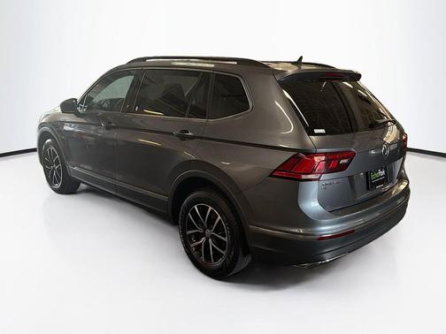 Platinum Gray Metallic 2021 Volkswagen Tiguan 2.0T SE 4MOTION