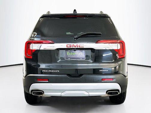 2023 GMC Acadia AWD SLT