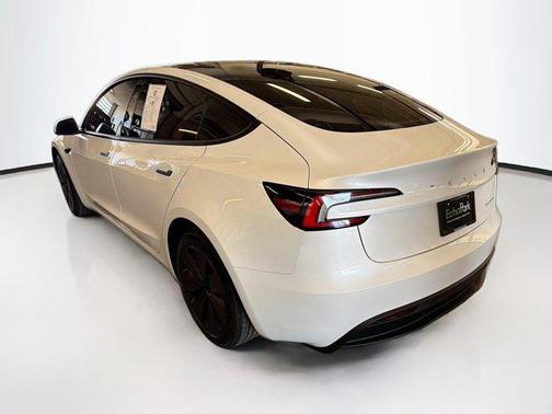 Pearl White Multi-Coat 2025 Tesla Model 3 Long Range