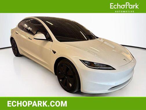 Pearl White Multi-Coat 2025 Tesla Model 3 Long Range