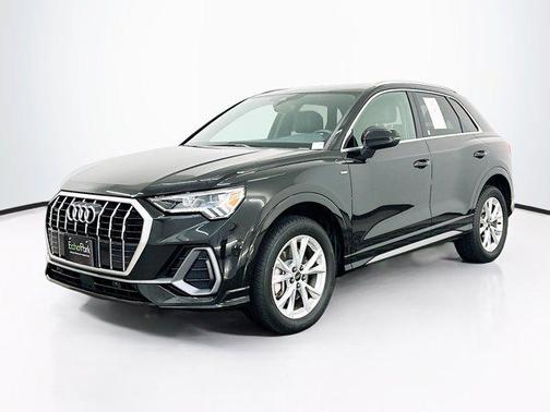 2023 Audi Q3 Premium 45 TFSI S line quattro Tiptronic