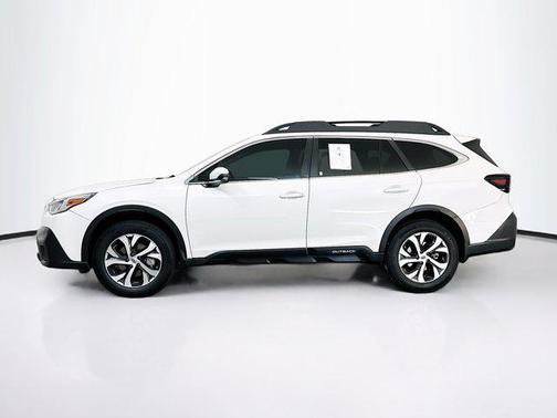 Crystal White Pearl 2020 Subaru Outback Limited