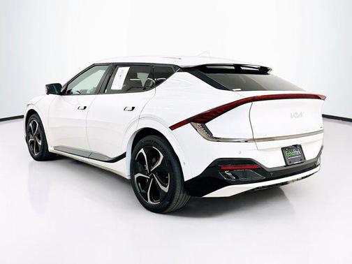 Snow White Pearl 2023 Kia EV6 GT-Line