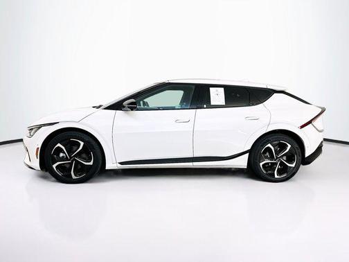 Snow White Pearl 2023 Kia EV6 GT-Line