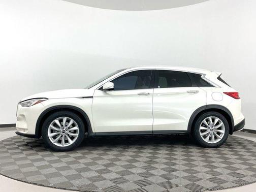 Photo 5 of 38 of 2019 INFINITI QX50 ESSENTIAL