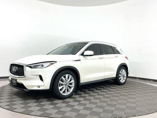 Photo 3 of 38 of 2019 INFINITI QX50 ESSENTIAL