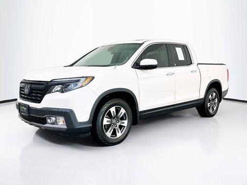 White Diamond Pearl 2019 Honda Ridgeline RTL-E