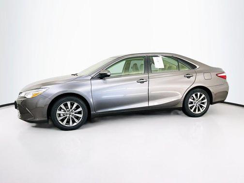 2016 Toyota Camry XLE