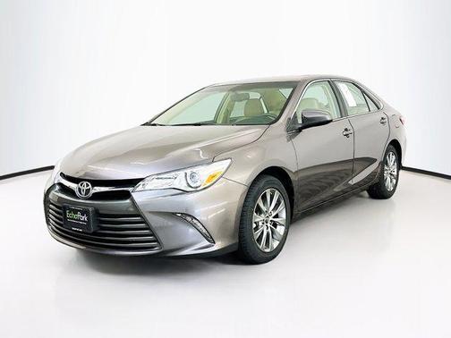 2016 Toyota Camry XLE