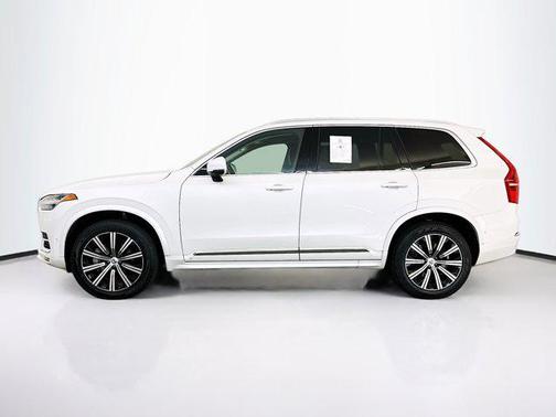 2025 Volvo XC90 B6 Plus 7-Seater