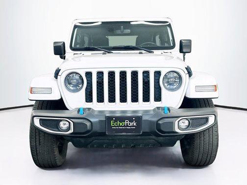 Bright White Clearcoat 2023 Jeep Wrangler 4xe Sahara