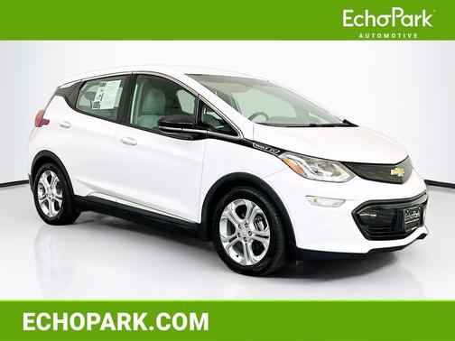 Summit White 2018 Chevrolet Bolt EV LT
