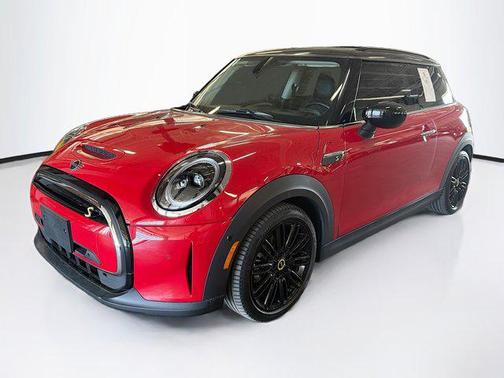 Chili Red 2022 MINI Hardtop Cooper S