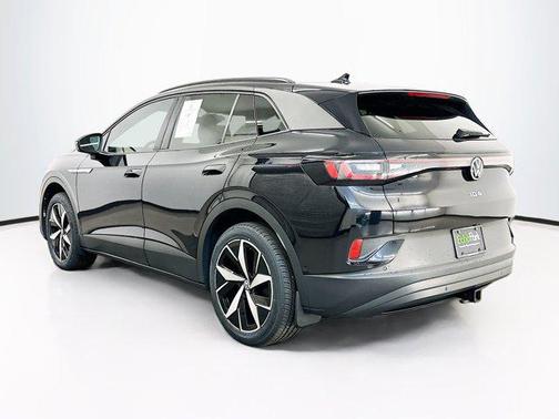 Deep Black Pearl 2023 Volkswagen ID.4 AWD Pro S