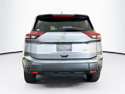 Gun Metallic 2025 Nissan Rogue SV