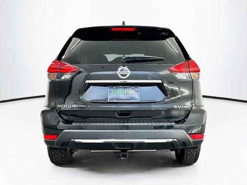 Magnetic Black 2017 Nissan Rogue SV