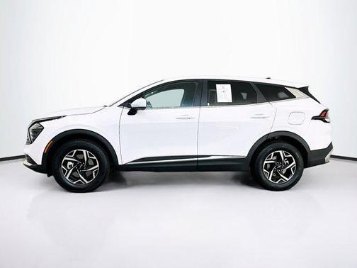 2025 Kia Sportage LX