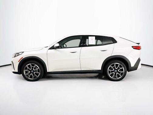 2025 BMW X2 xDrive28i