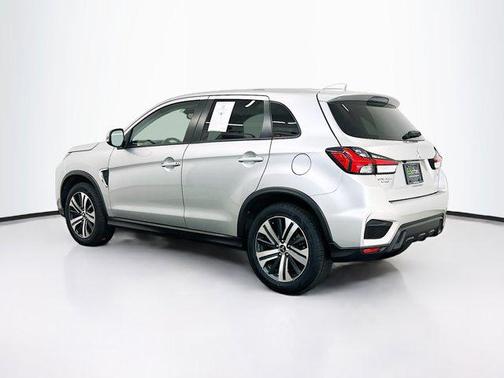 2024 Mitsubishi Outlander Sport SE